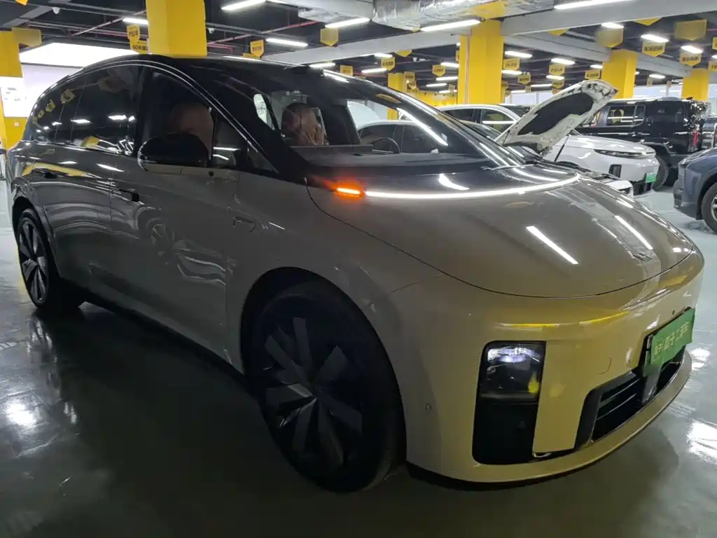 Li Auto Li i8 — миниатюра 4