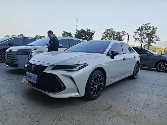 TOYOTA ASIAN DRAGON