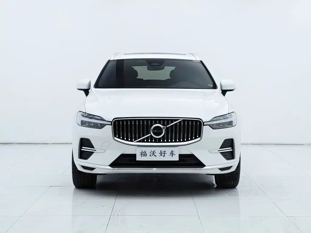 Volvo XC60 2024 B5 Luxury