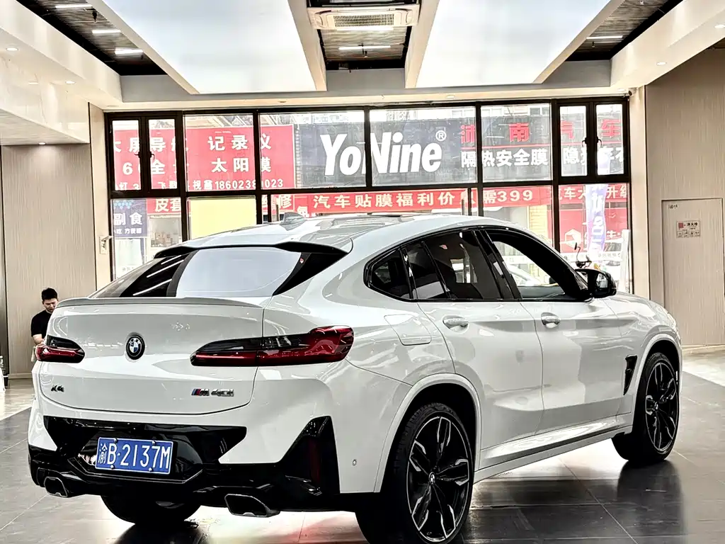 BMW X4 M40i — миниатюра 10