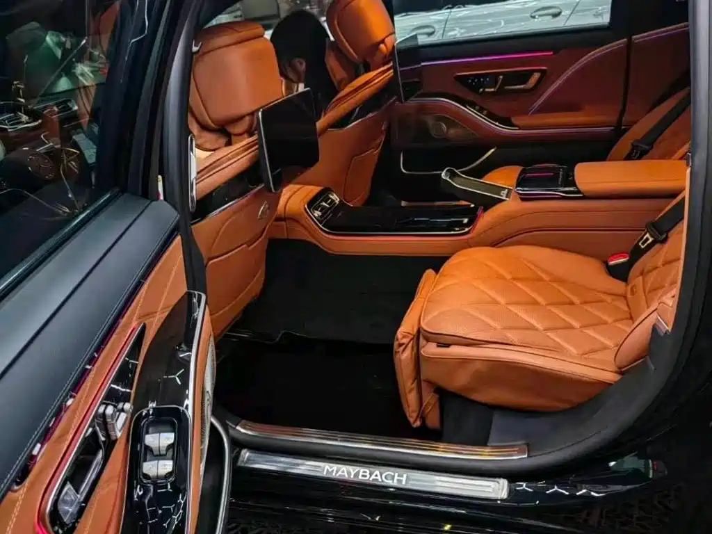 Mercedes-Benz S-Class — миниатюра 6