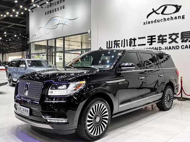 LINCOLN NAVIGATOR 2019