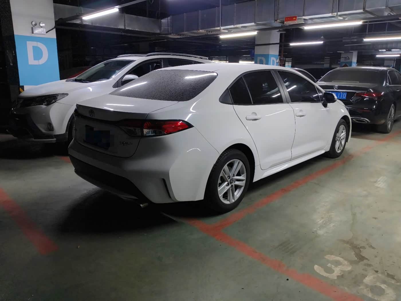 Toyota Levin 1.5 л 2022 г. Белый, пробег 21000 км
