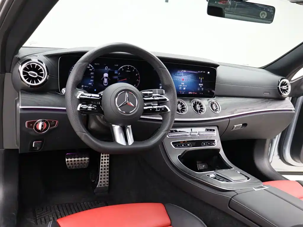 MERCEDES-BENZ E CLASS