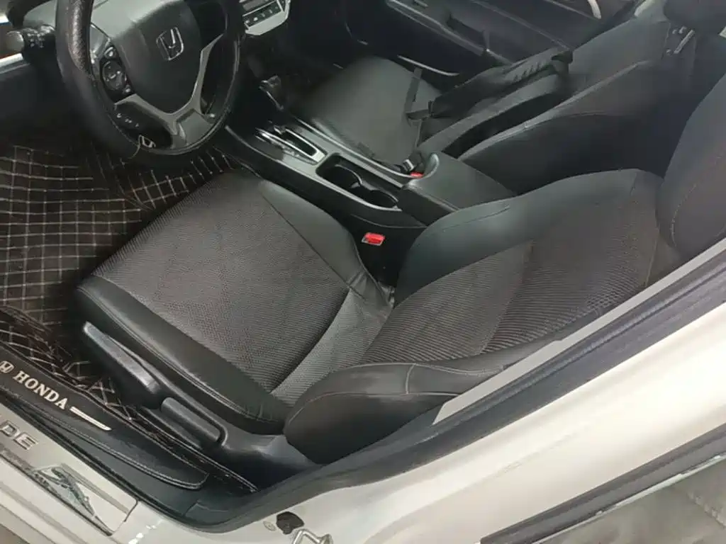 Honda Jade — миниатюра 15