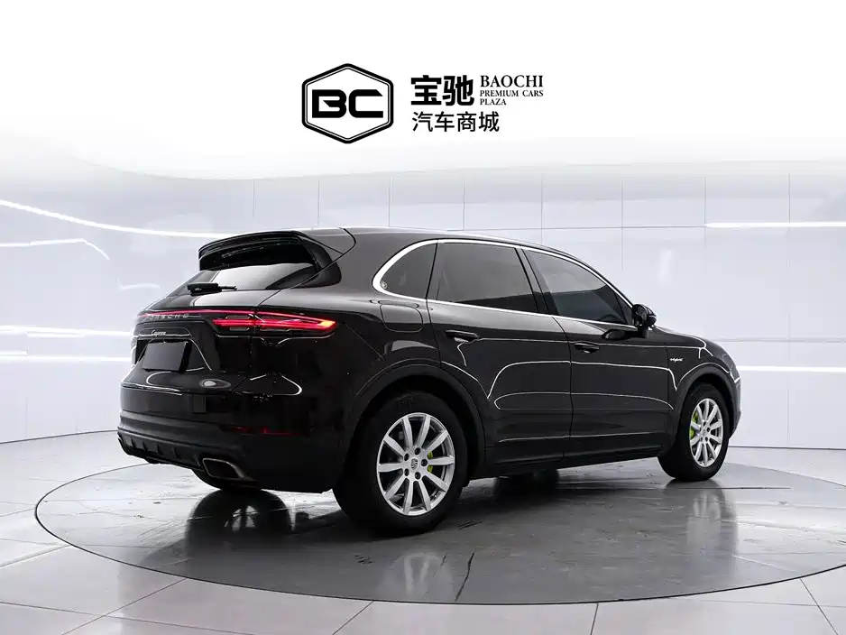 Porsche Cayenne Hybrid — миниатюра 3