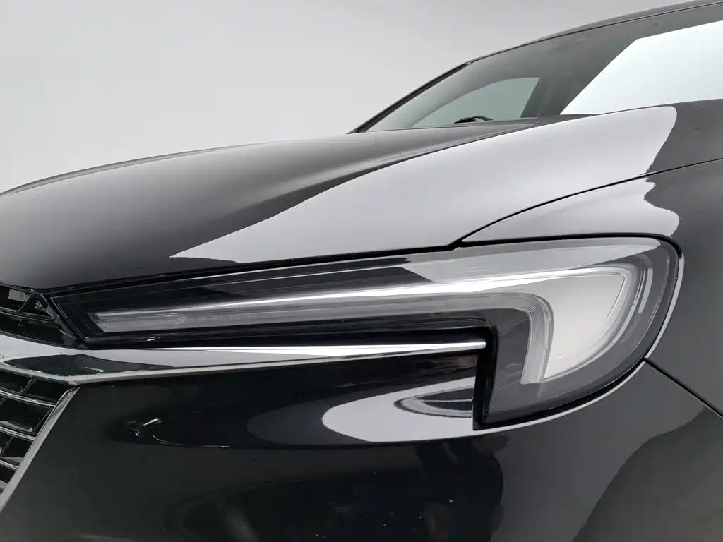 Buick Enclave — миниатюра 7