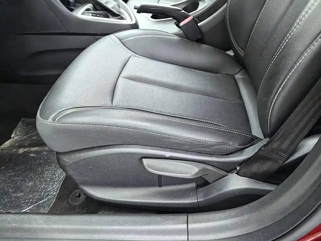 Buick Excelle — миниатюра 20