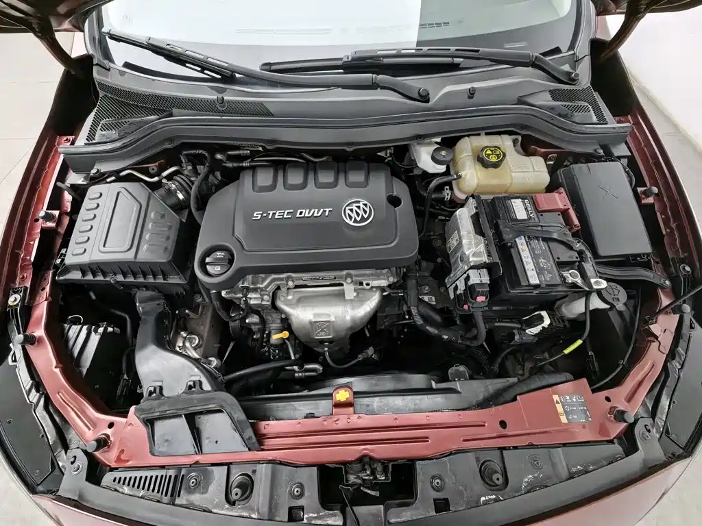 Buick Excelle — миниатюра 6