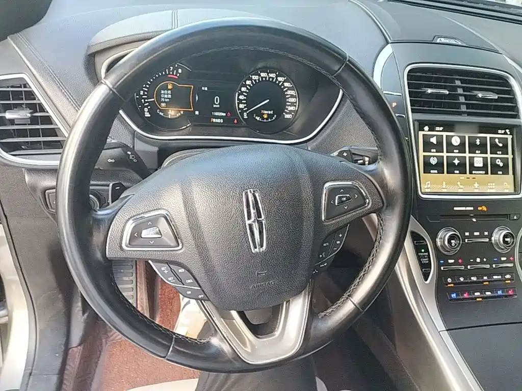 Lincoln MKX — миниатюра 11