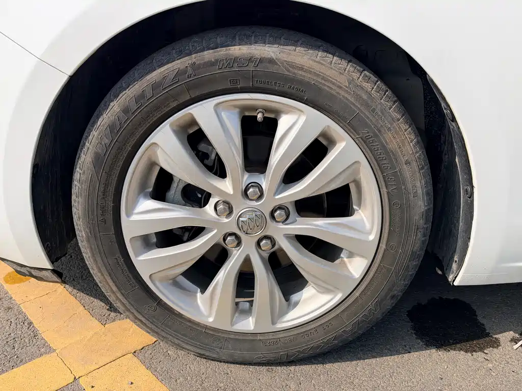 Buick Excelle — миниатюра 23