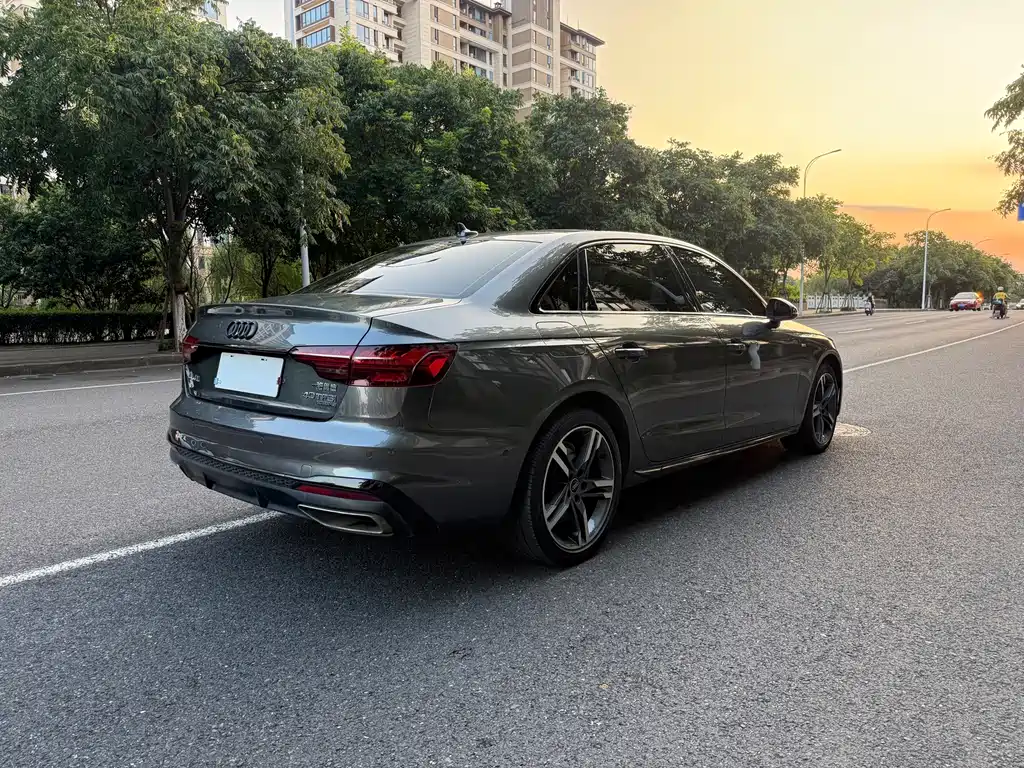 Audi A4L — миниатюра 11