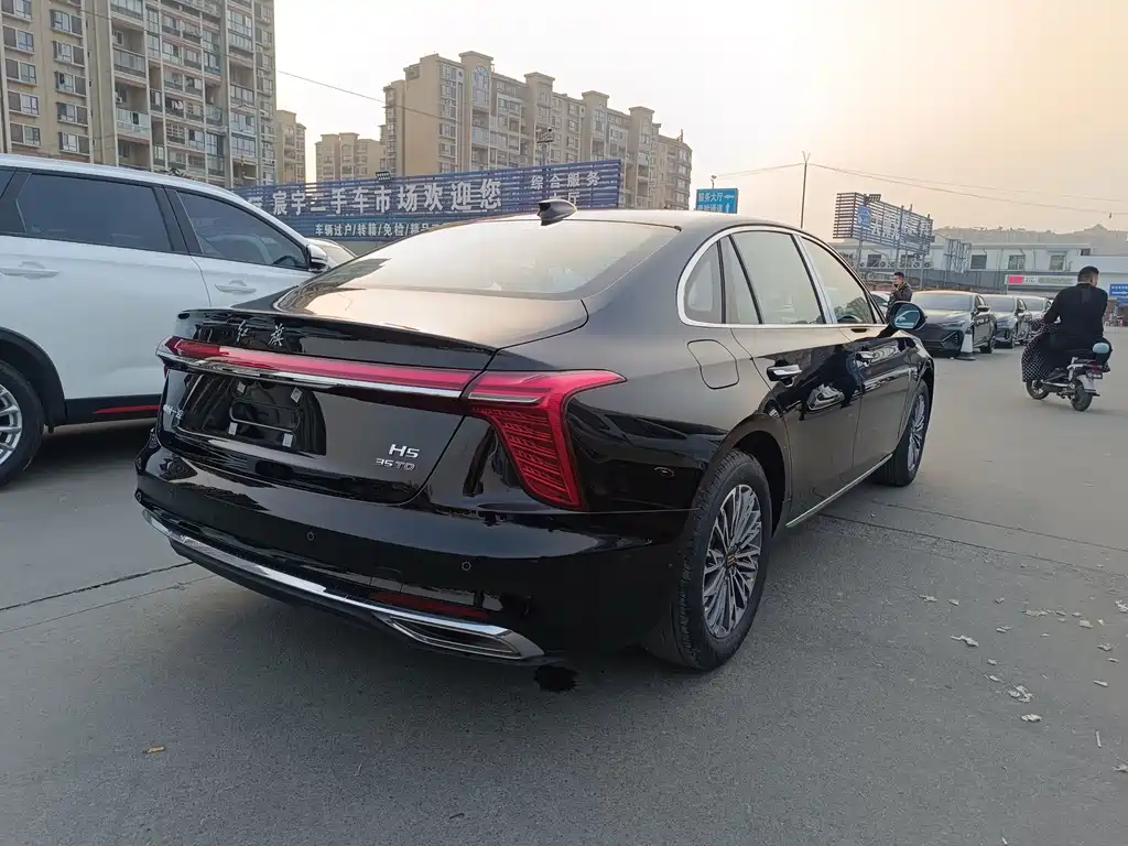 Hongqi Hongqi H5 — миниатюра 21