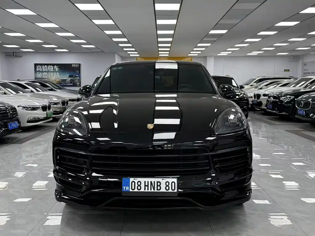 PORSCHE CAYENNE