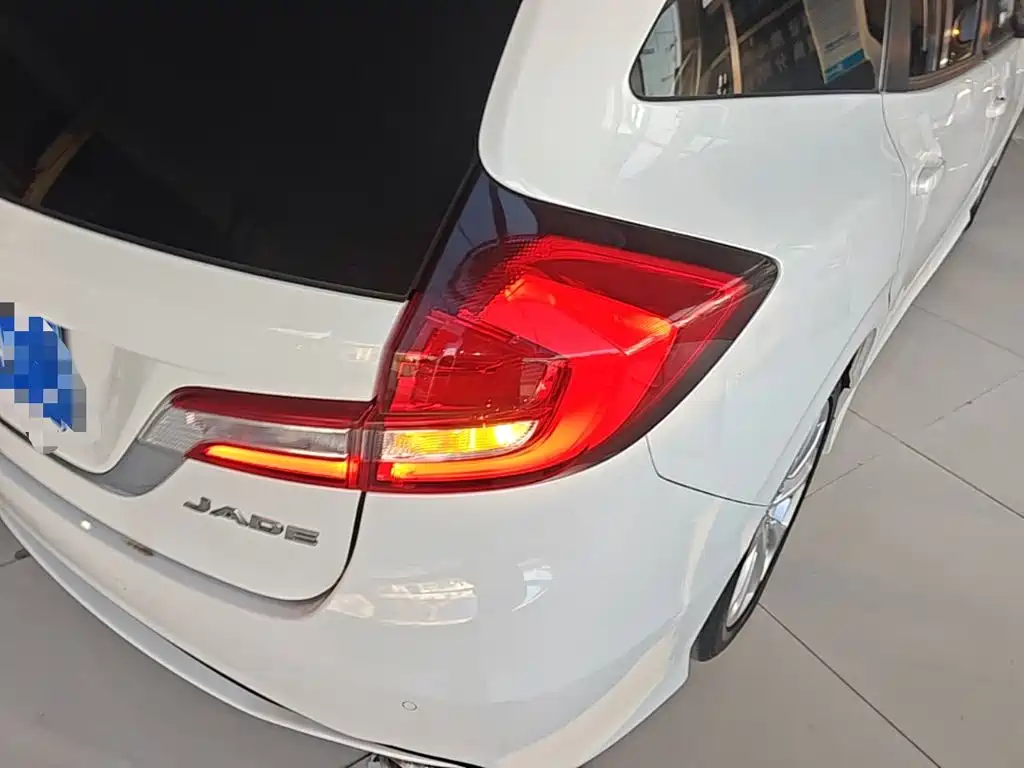 Honda Jade — миниатюра 8