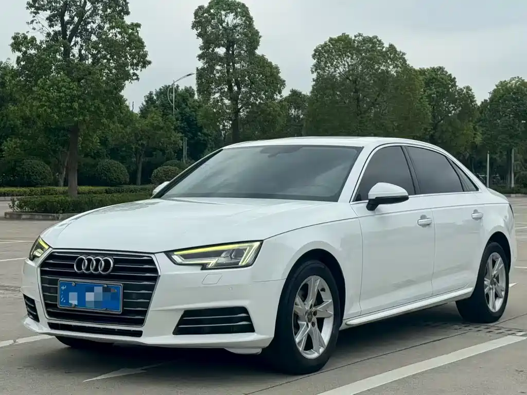AUDI  A4L