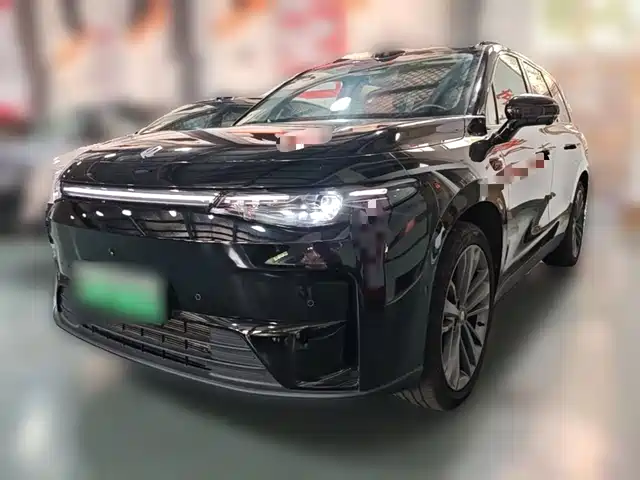 2025 Leapmotor C16