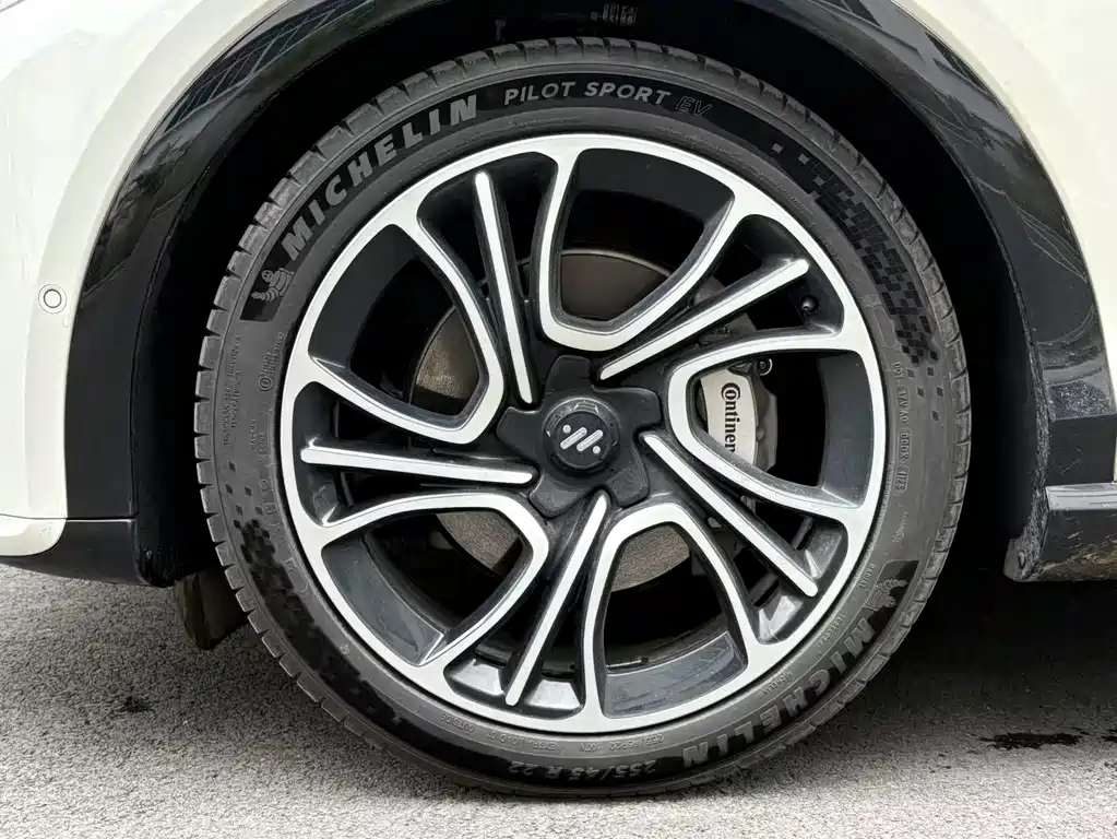 ZHIJI AUTOMOBILE ZHIJI LS7