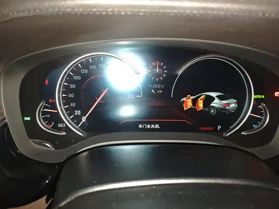 BMW 5 Series — миниатюра 14