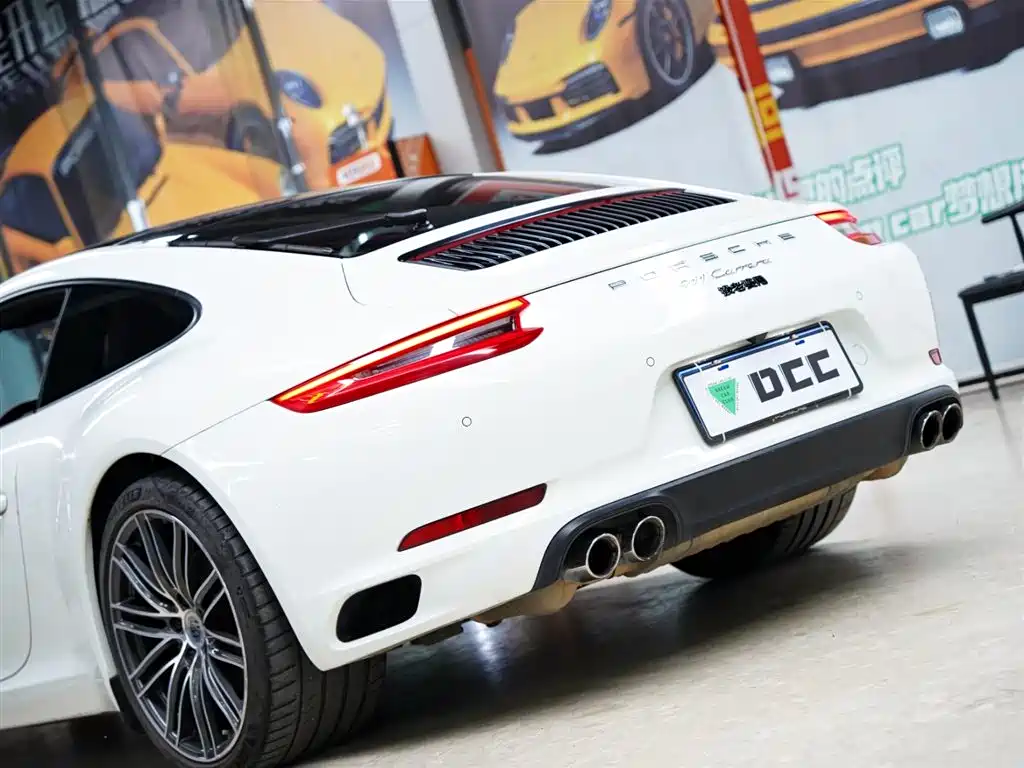 Porsche 911 2016 Carrera 3.0T