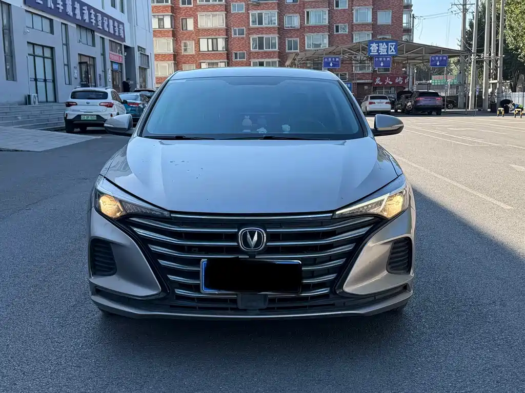 Changan Eado DT — миниатюра 2