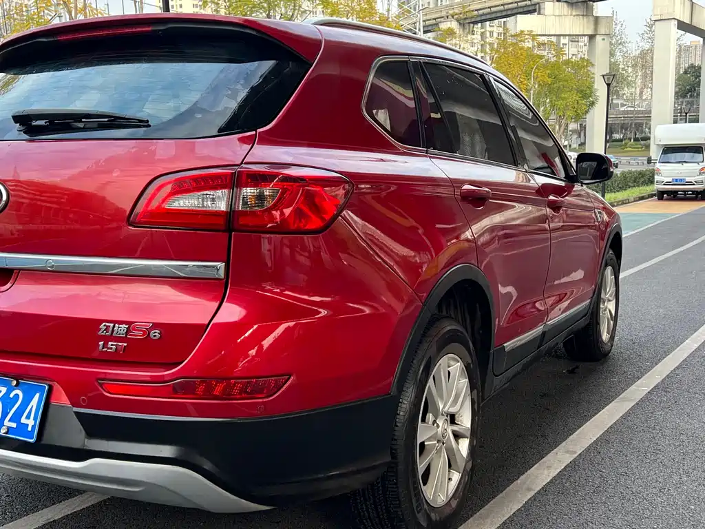 Huansu S6 1.5T CVT Dynamic Enjoy Type, фото 7