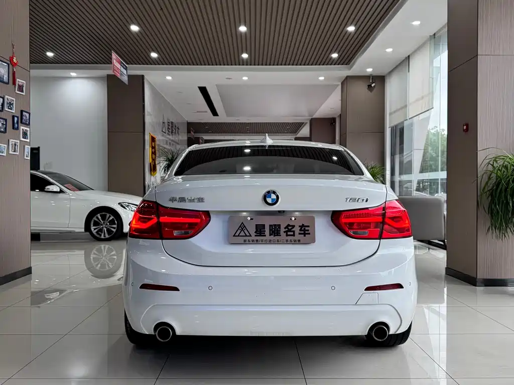 BMW 1 Series 120i Fashion Type, фото 8