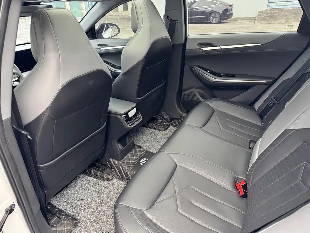 CHANGAN RUICHENG PLUS