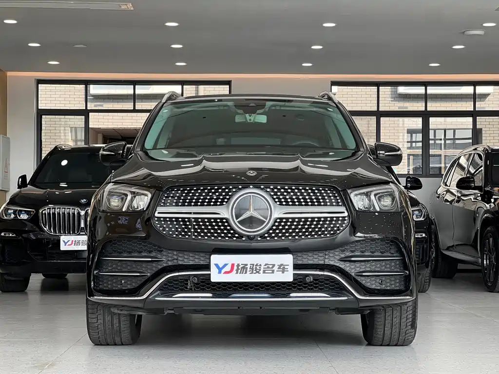 Mercedes-Benz GLE (Import) — миниатюра 2