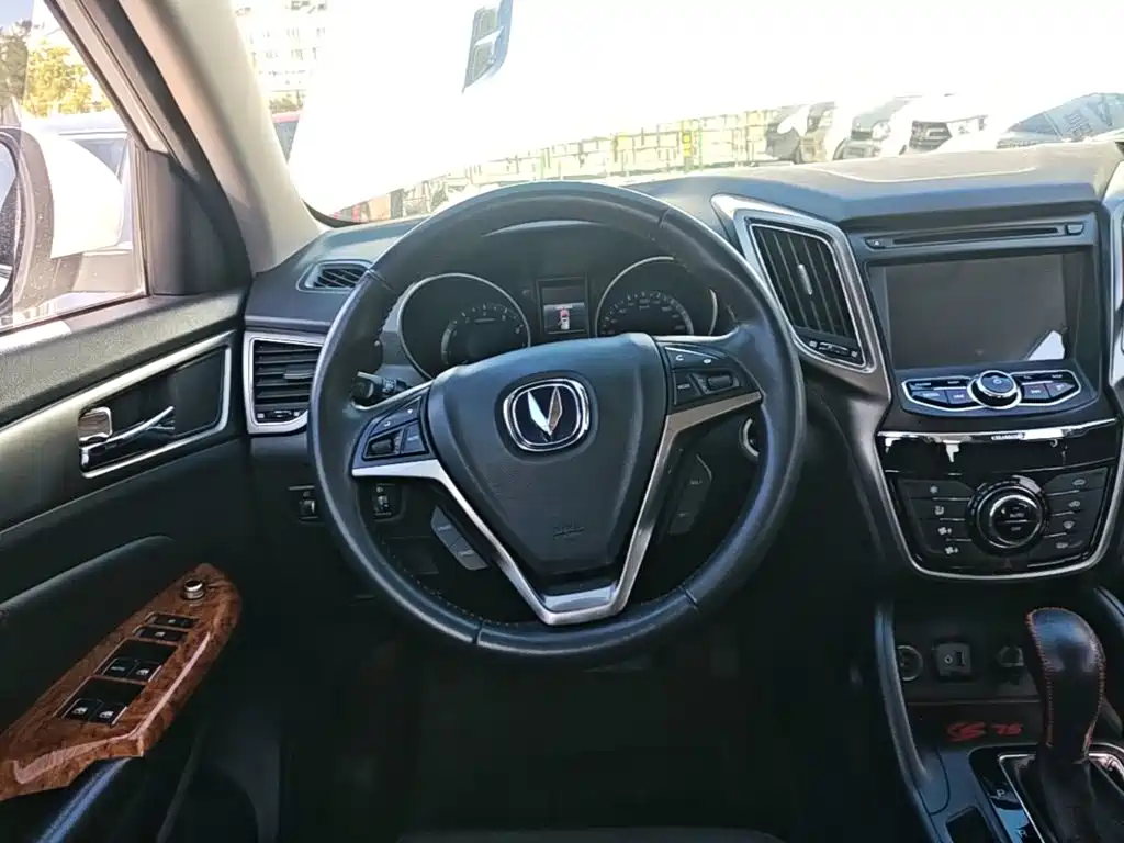Changan CS75 — миниатюра 11
