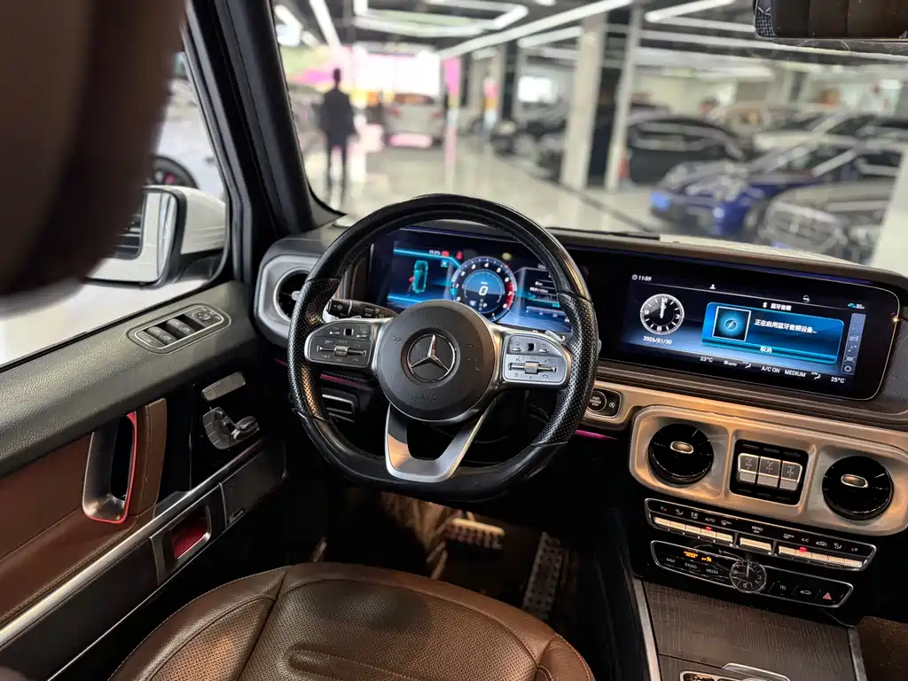 MERCEDES-BENZ G CLASS