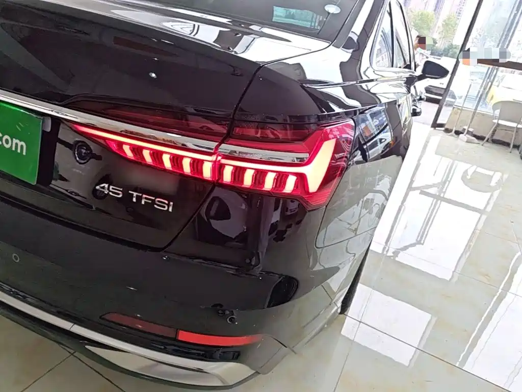Audi A6L — миниатюра 8