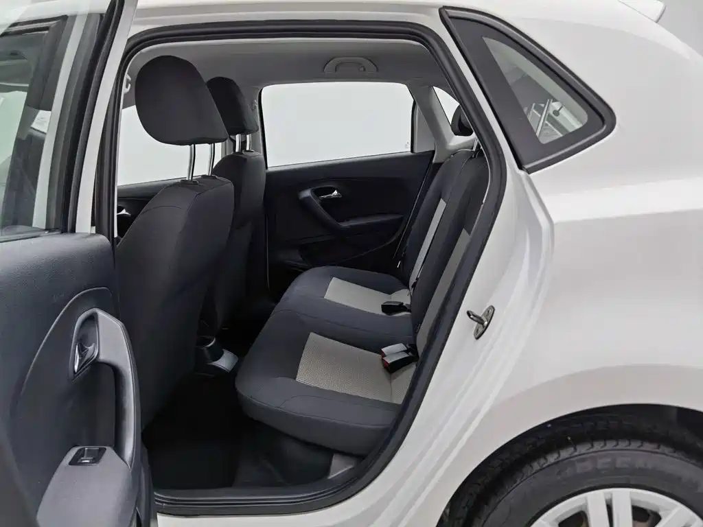 Volkswagen Polo — миниатюра 15
