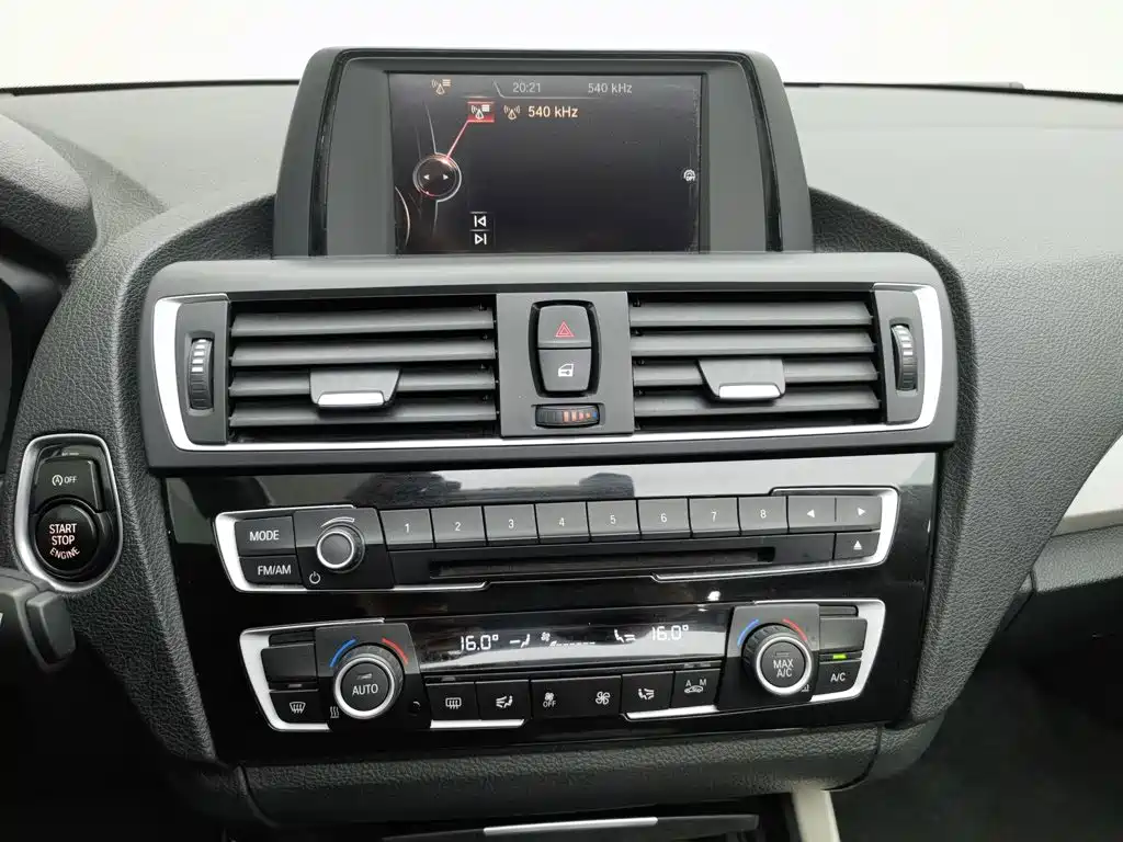 BMW 2 Series (Import) — миниатюра 12