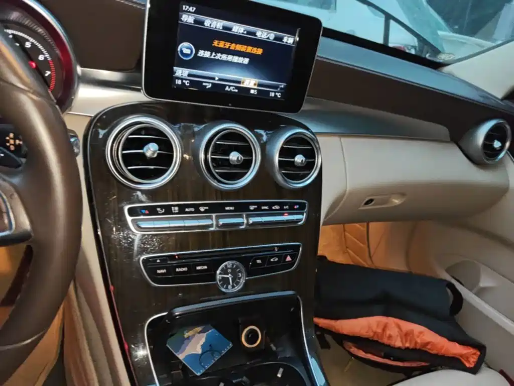 Mercedes-Benz C-Class — миниатюра 13