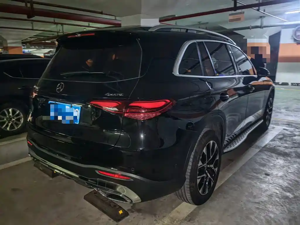 MERCEDES-BENZ GLC