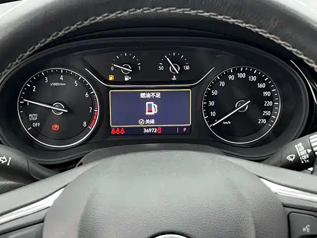 Buick Regal — миниатюра 14