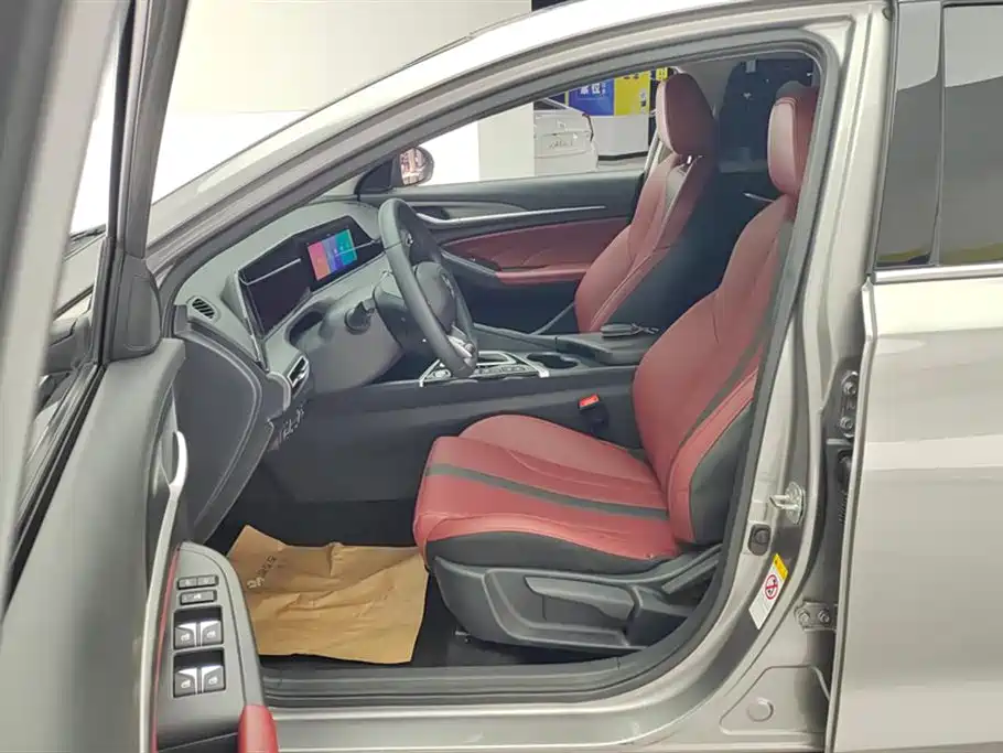 Changan Eado 2021 PLUS NE 1.4T GDI DCT Luxury