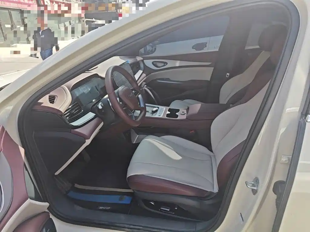 BYD Seal 07 DM-i — миниатюра 16