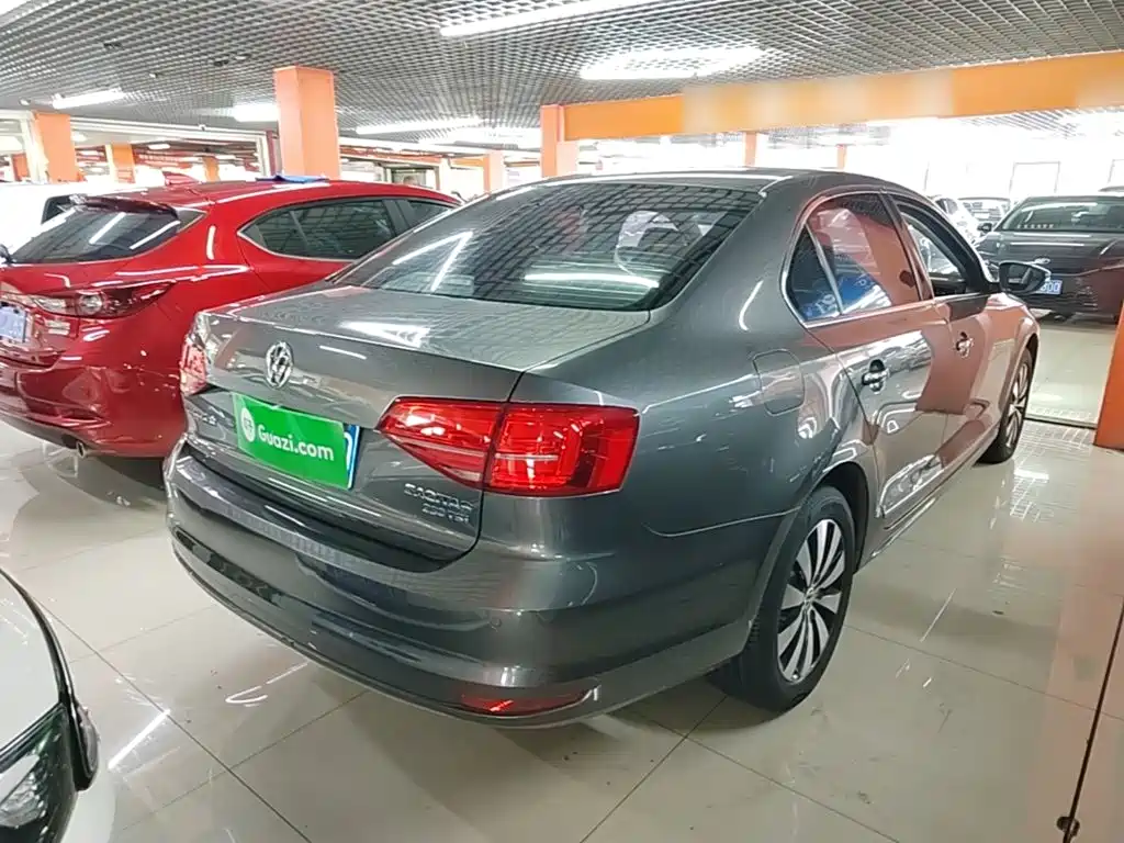 Volkswagen Sagitar — миниатюра 7