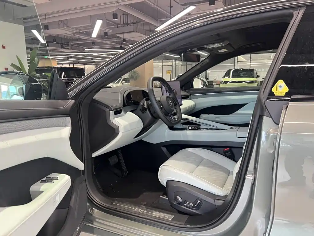 ZEEKR EXTREME KRYPTON 001