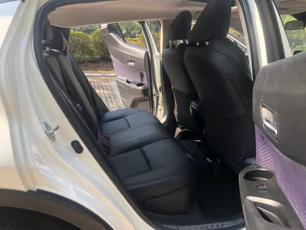 Toyota C-HR 2.0L Leading Edition, фото 16