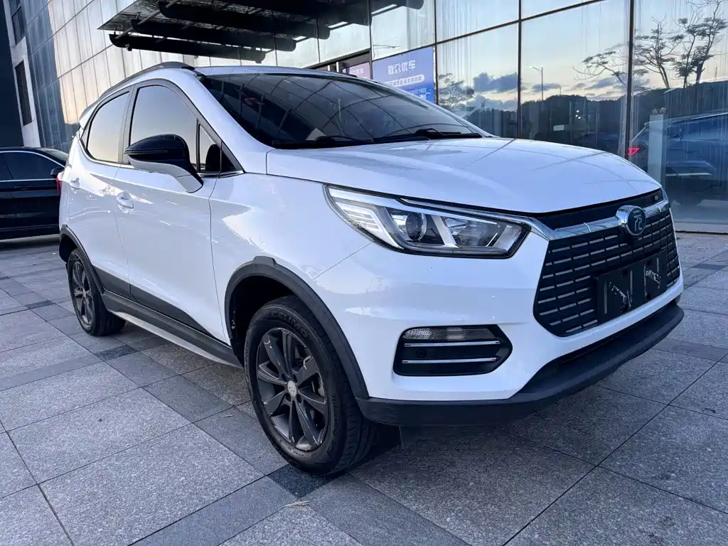 BYD Yuan EV — миниатюра 10