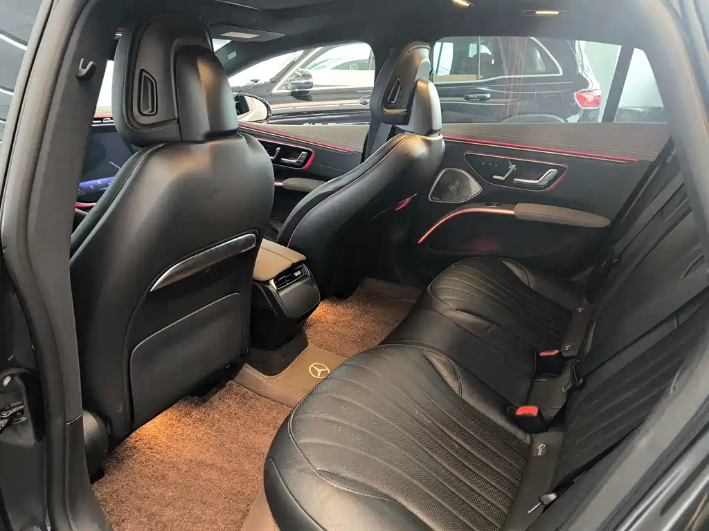 Mercedes-Benz EQS — миниатюра 12