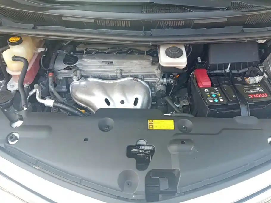 Toyota Previa 2012 2.4L 7 Standard