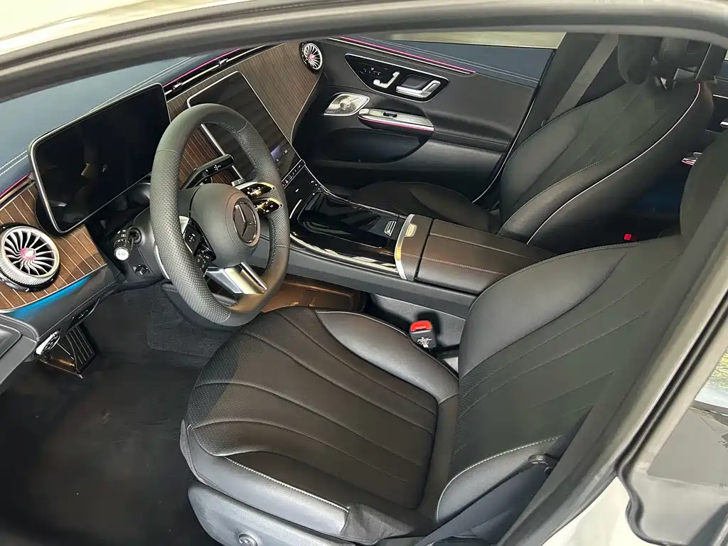 Mercedes-Benz EQE — миниатюра 12