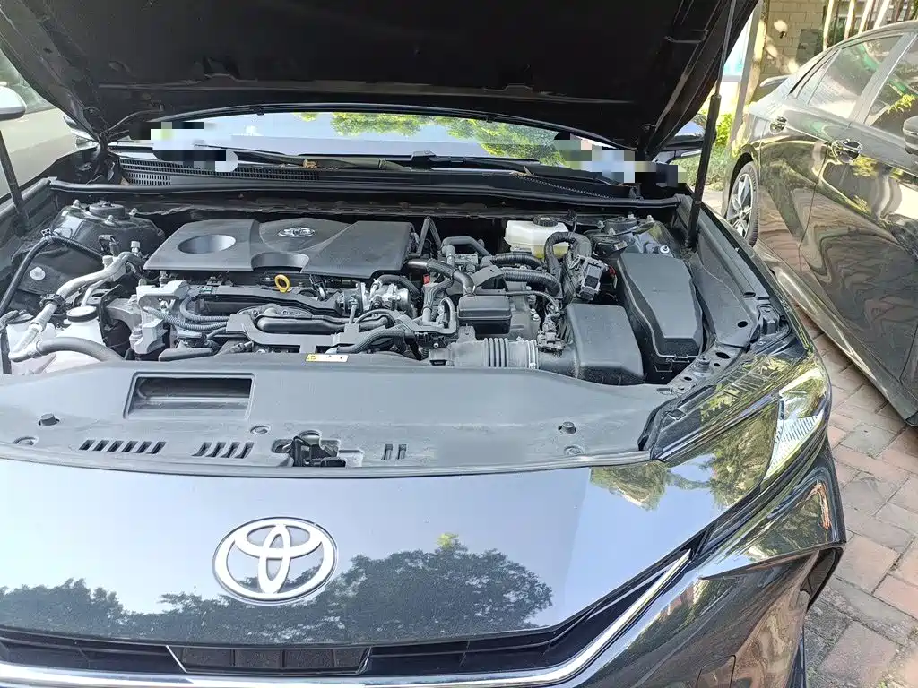 Toyota Camry — миниатюра 21