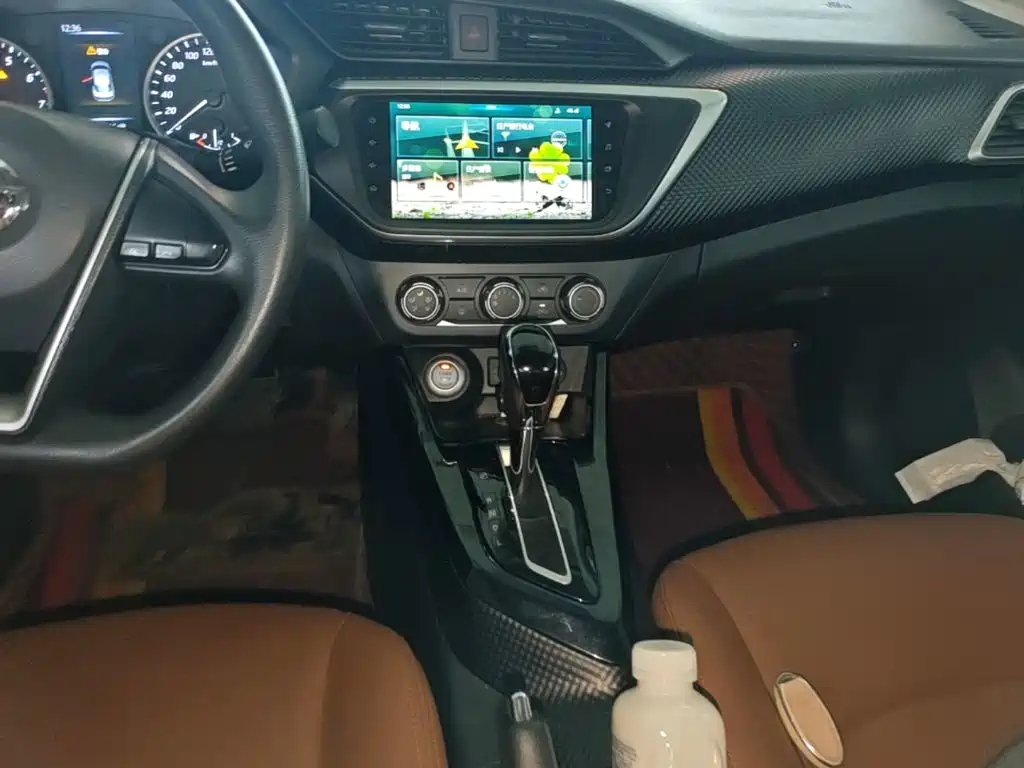 Nissan Bluebird — миниатюра 13