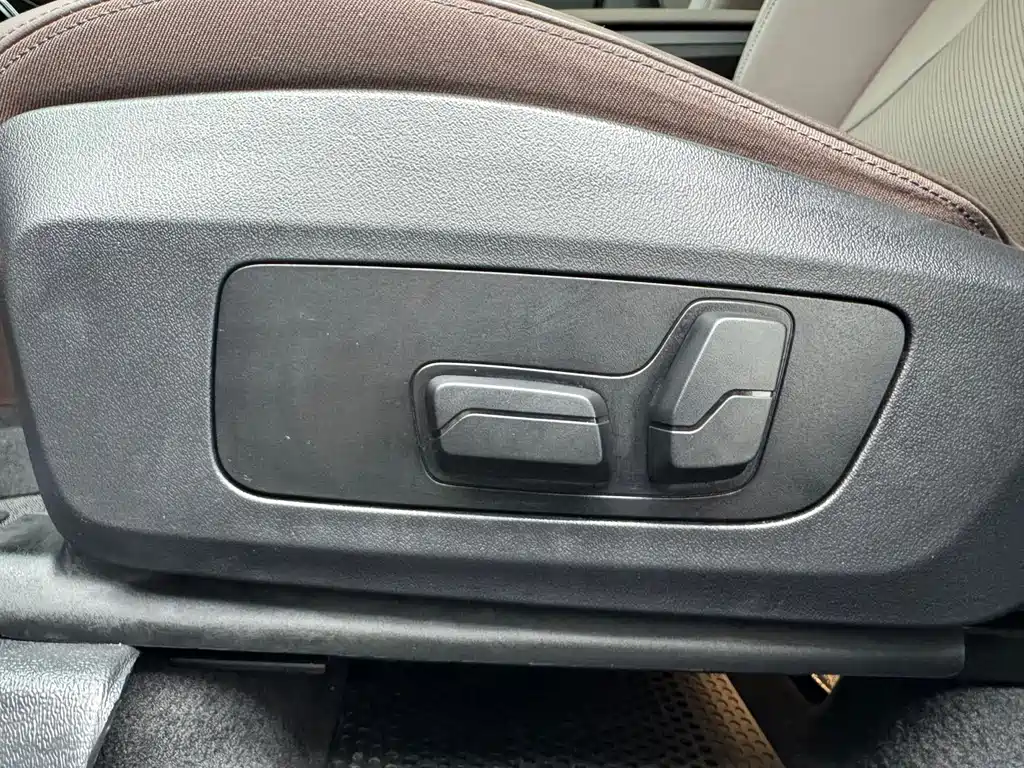 BMW X1 — миниатюра 8