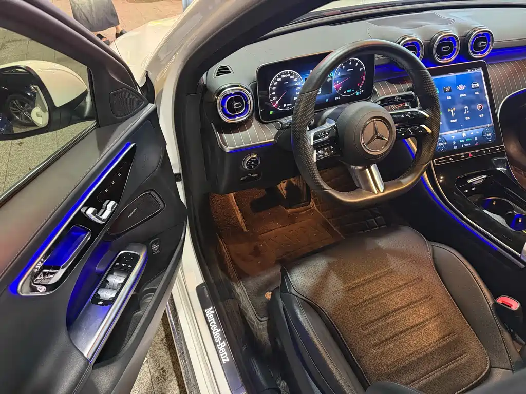 Mercedes-Benz C-Class — миниатюра 4